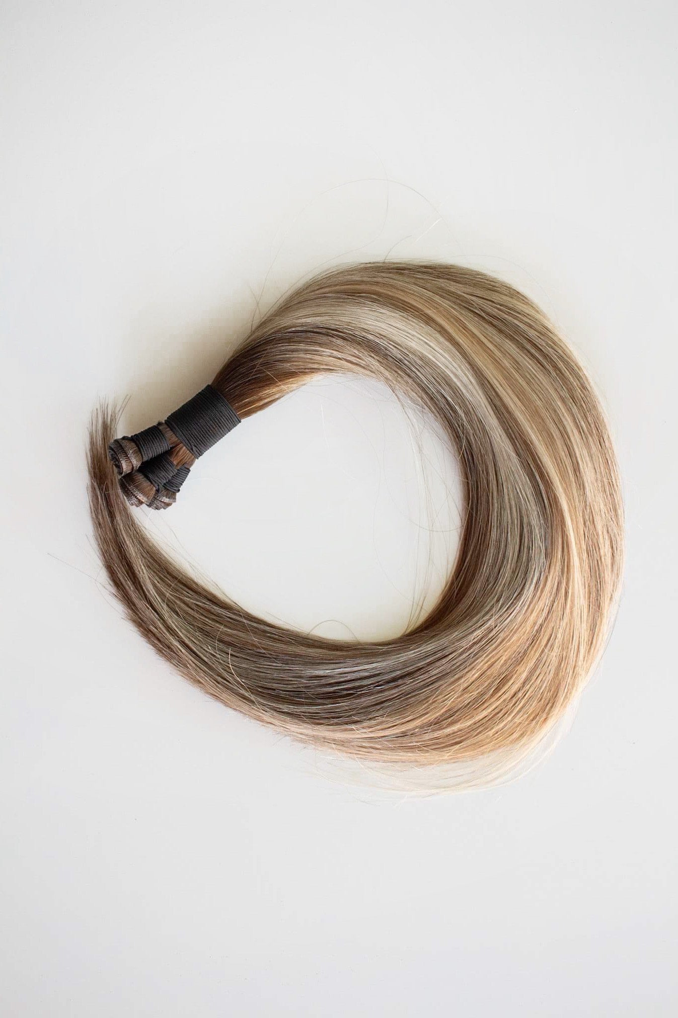 Cocoa Vanilla Streamline Weft